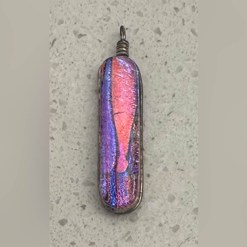 Elegant Multicolor Pendant Necklace